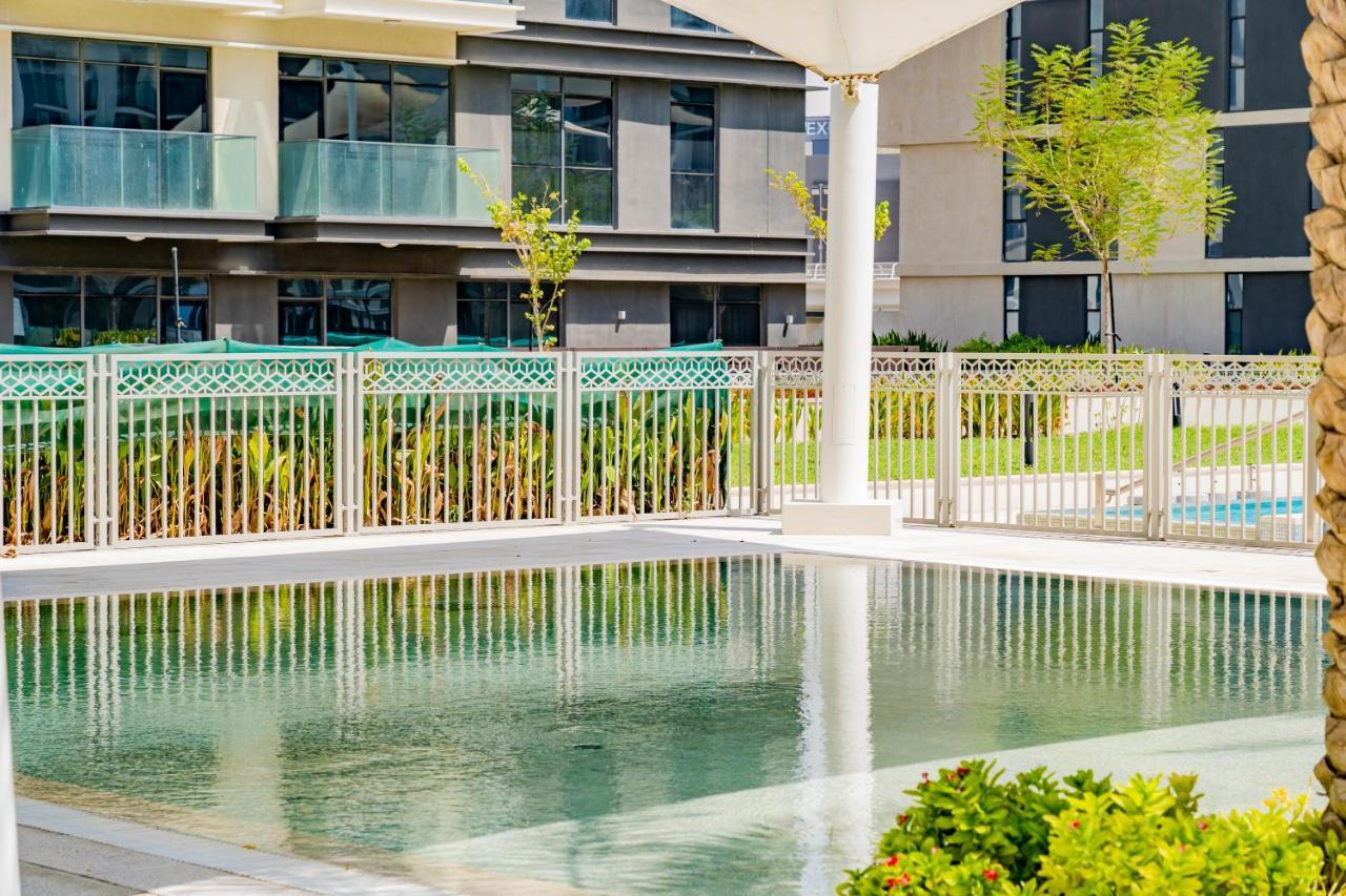 Expo Village Serviced Apartments Dubai Bagian luar foto